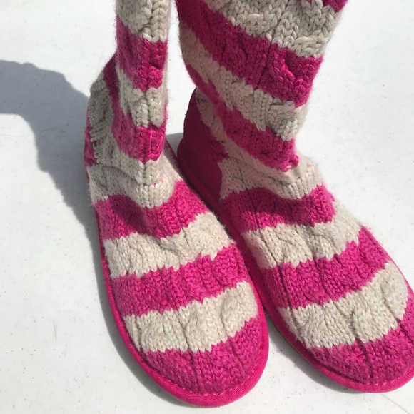 Knit Ugg Boots - Picture 2 of 6